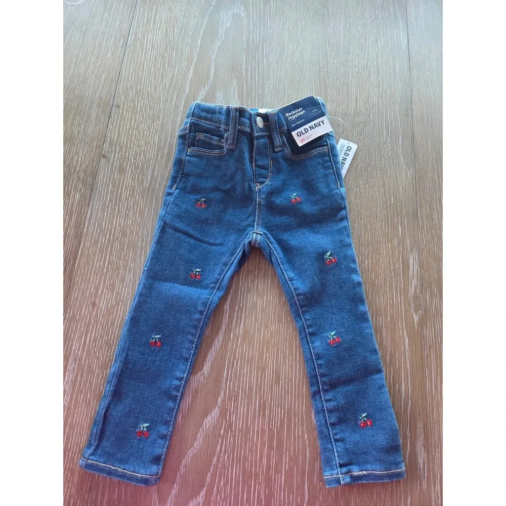 Old navy toddler girl‎ cherry jeans 2t
